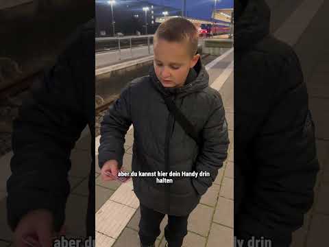 Familien-Sicherheits-Set mit digitalen Helfer-Infos